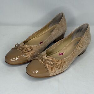 Ros Hommerson Womens Tawnie Beige Leather Slip On Embossed Shoes, 6.5 Narrow